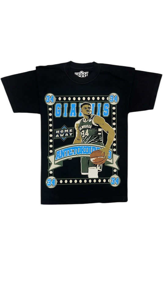 Black graphic t shirt of Giannis 